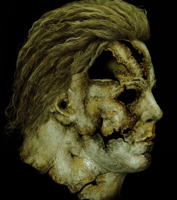michael myers mask may2 03