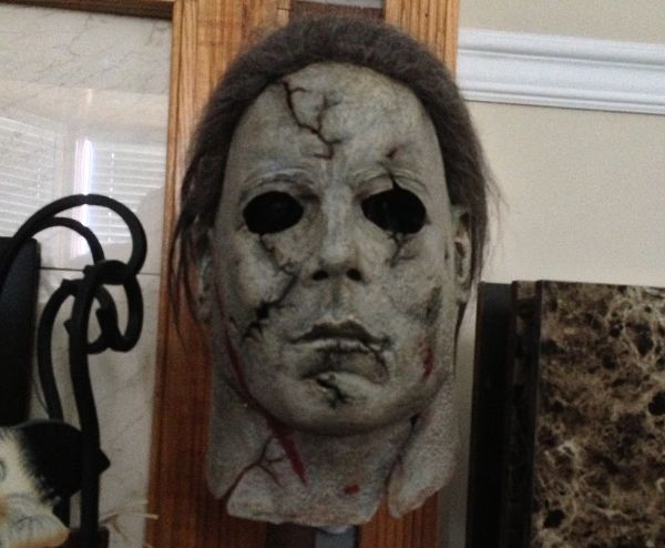 michael myers mask sept 2013 014