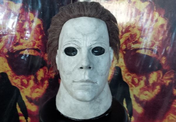 michael myers mask 2014 feb 02