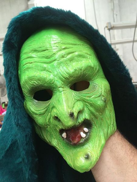 michael myers mask new store 2014 03