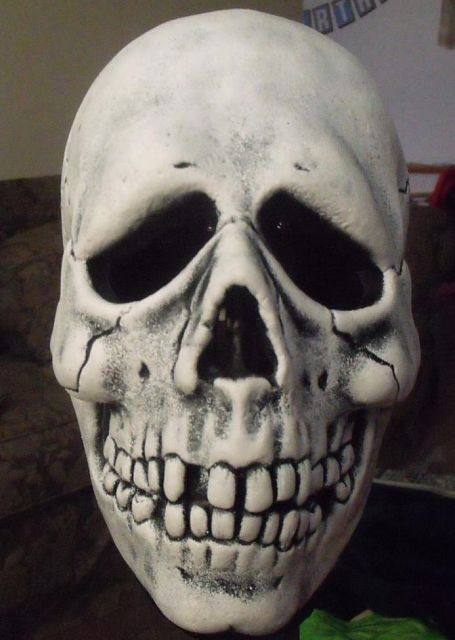michael myers mask tots new 2014 09