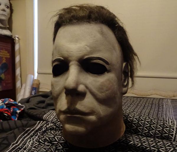 michael myers mask oct2014 16