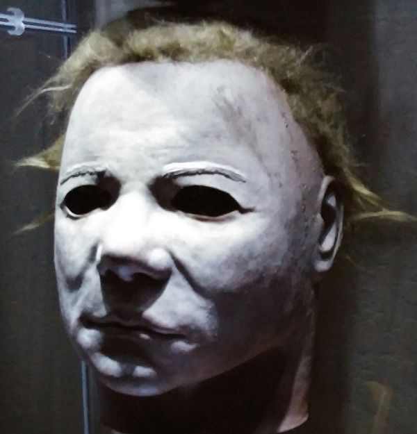 michael myers mask nov2014 05a