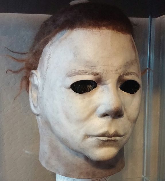 michael myers mask classifieds2 09
